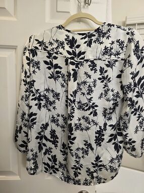 Jones New York White Blouse with Black Floral Print